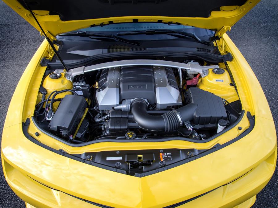  Chevrolet Camaro SS Convertible 2013 года  (фото 20 из 24)